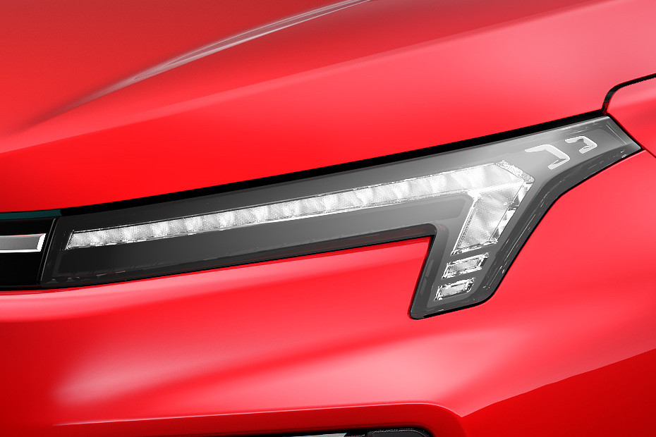 JS4 Headlight in UAE