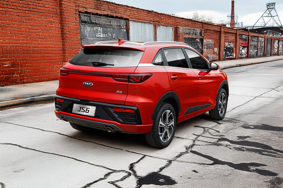 JS6 Rear angle view in UAE