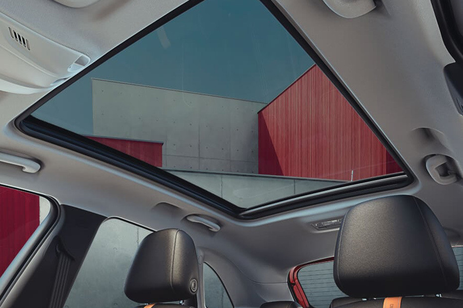 Opel Crossland Sunroof Moonroof in UAE