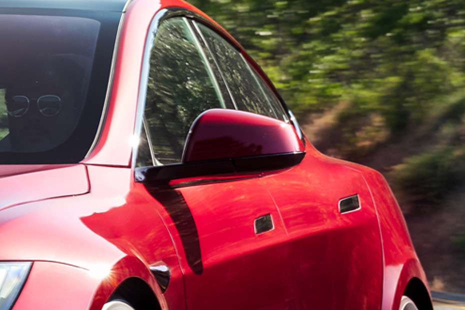 Tesla Model S Drivers Side Mirror Front Angle