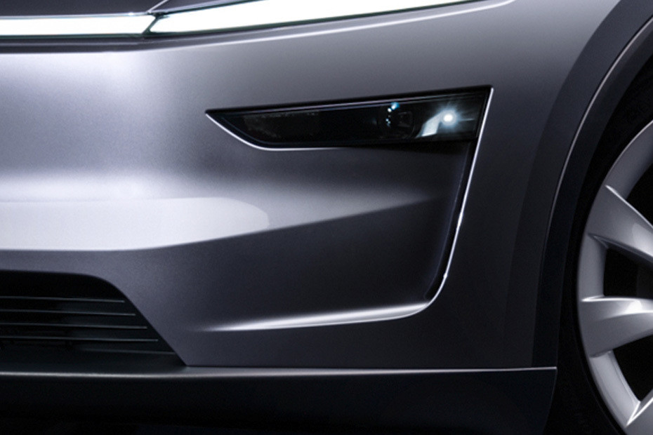 Model Y Front Fog Lamp in UAE