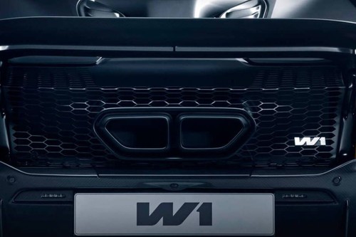 Exhaust Pipe of McLaren W1