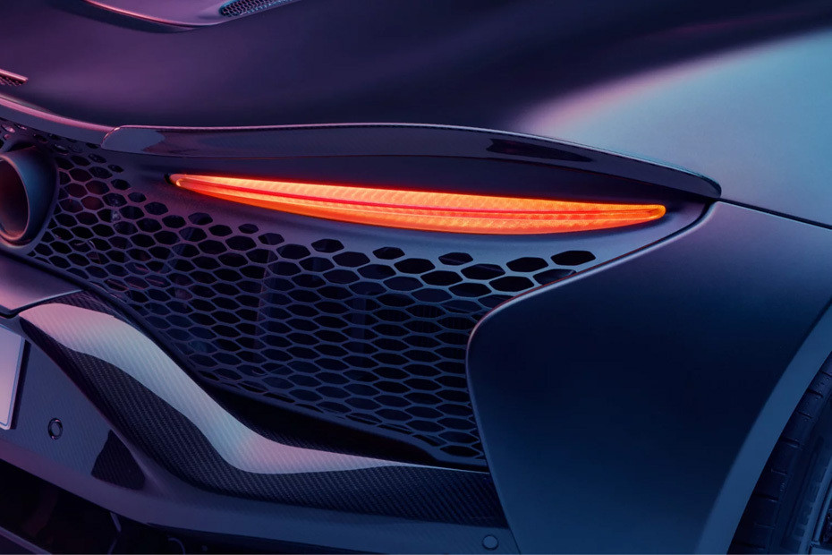 Artura Tail light in UAE