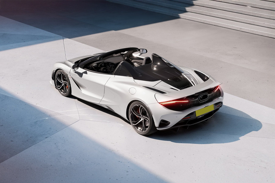 Rear Cross Side View of McLaren 750S in UAE