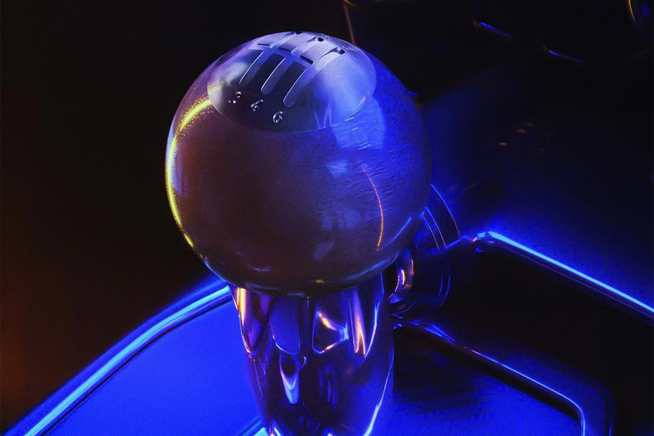 Aston Martin VALOUR Gear Shifter