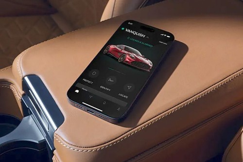 Vanquish Front Center Divider