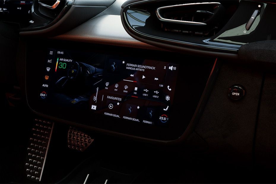 Stereo View of 12Cilindri Spider in UAE