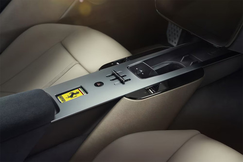 Center Controls of Ferrari Amalfi