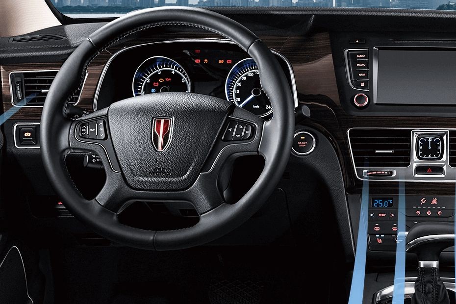 Hongqi H7 Steering Wheel in UAE