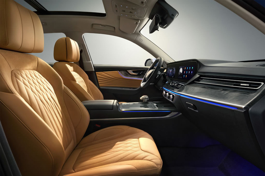 HS5 Front Seats HS5 Front Seats