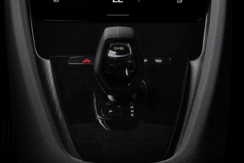 Polestar 2 Gear Shifter in UAE