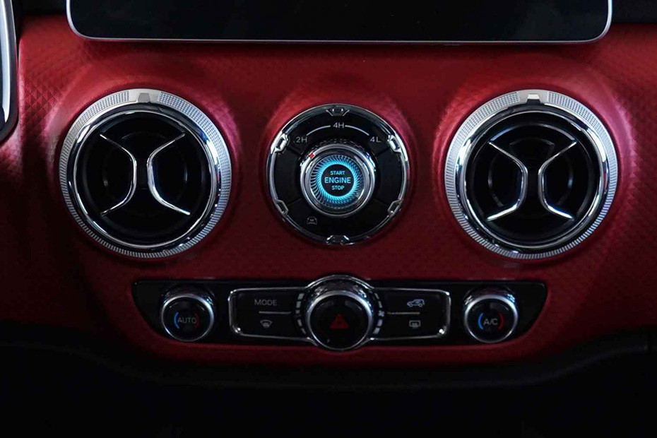 Front AC Controls of BAIC BJ40-C in UAE