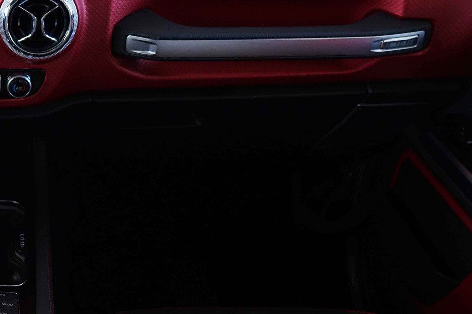 BAIC BJ40-C Glove Box in UAE