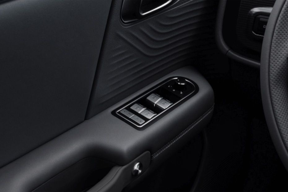 BAIC BJ30 Drivers Side In Side Door Controls in UAE