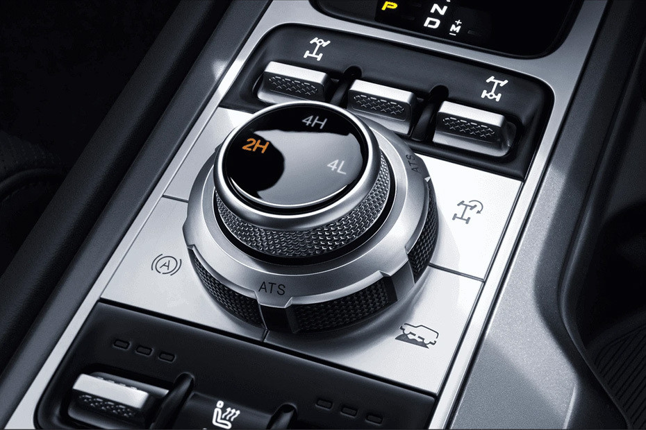 Center Controls of BAIC BJ40 Pro in UAE