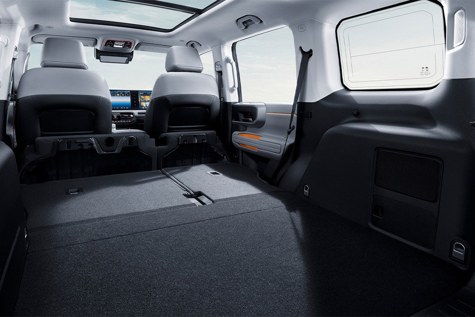 Folding Seats of BAIC BJ40 Pro in UAE