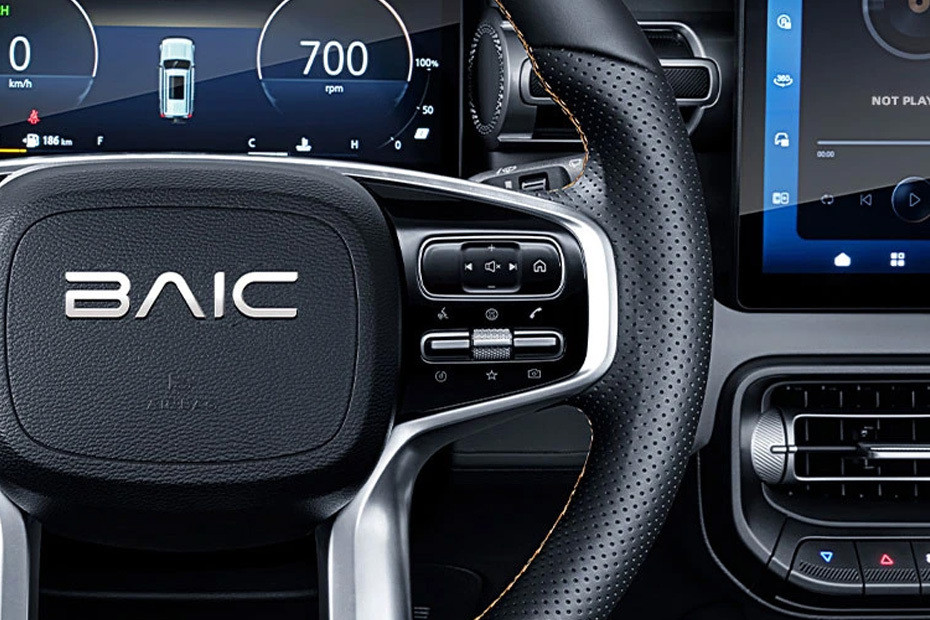 BAIC BJ40 Pro Multi Function Steering in UAE