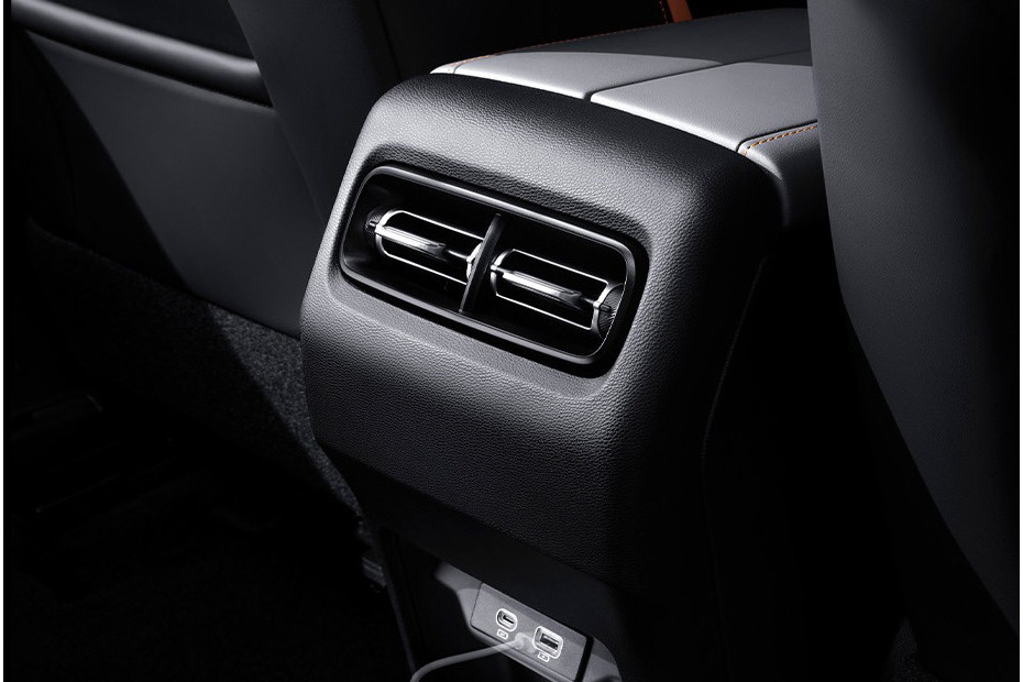 BJ40 Pro Rear AC Controls BJ40 Pro Rear AC Controls