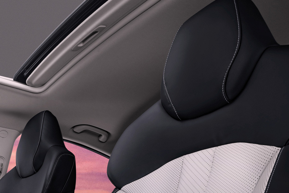 EU5 Plus Front Seat Headrest in UAE