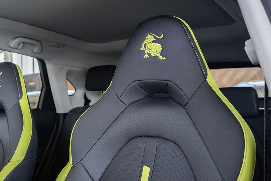 T5 HEV Front Seat Headrest in UAE