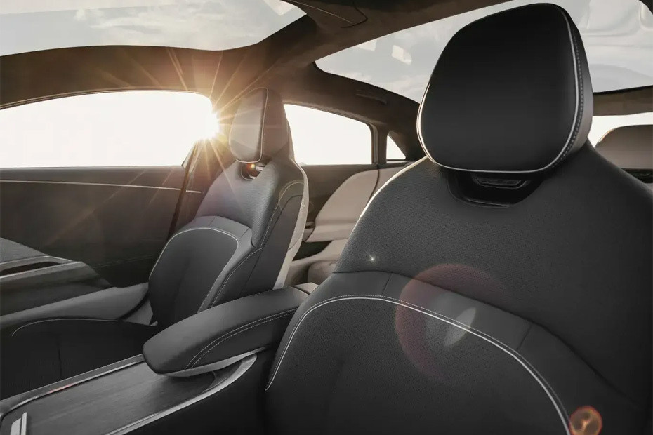 AIR Front Seats in UAE