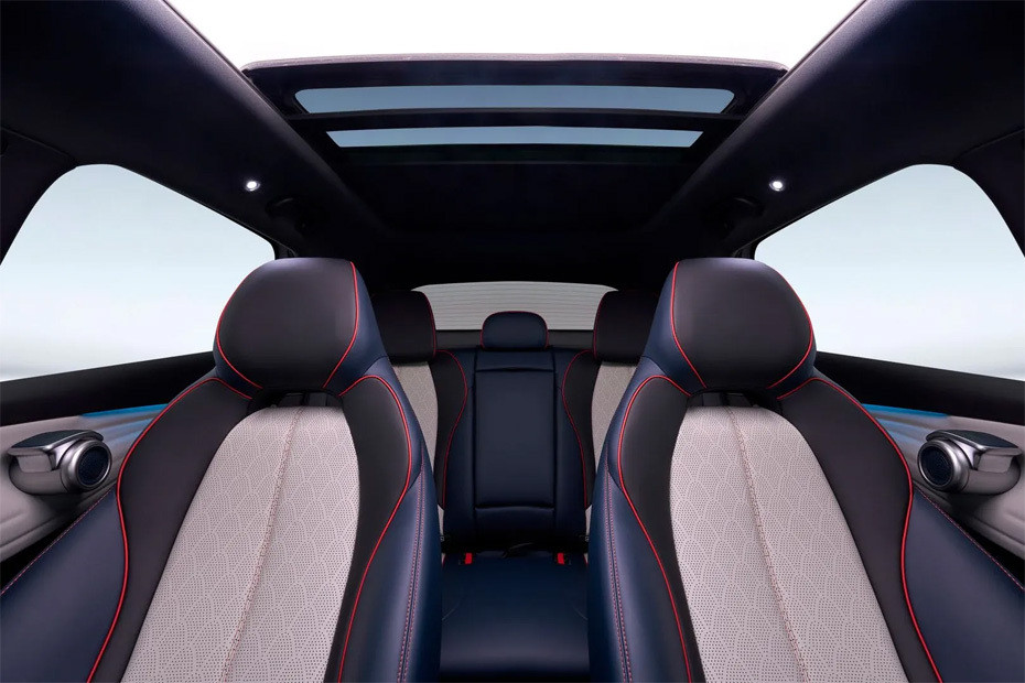 ATTO 3 Front Seats in UAE