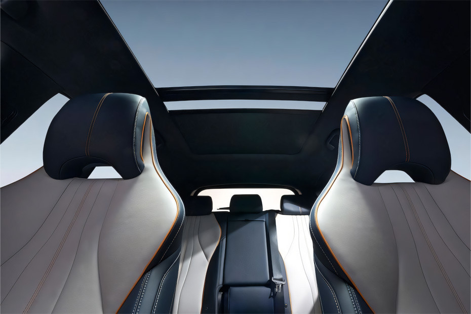 Song Plus Front Seats in UAE