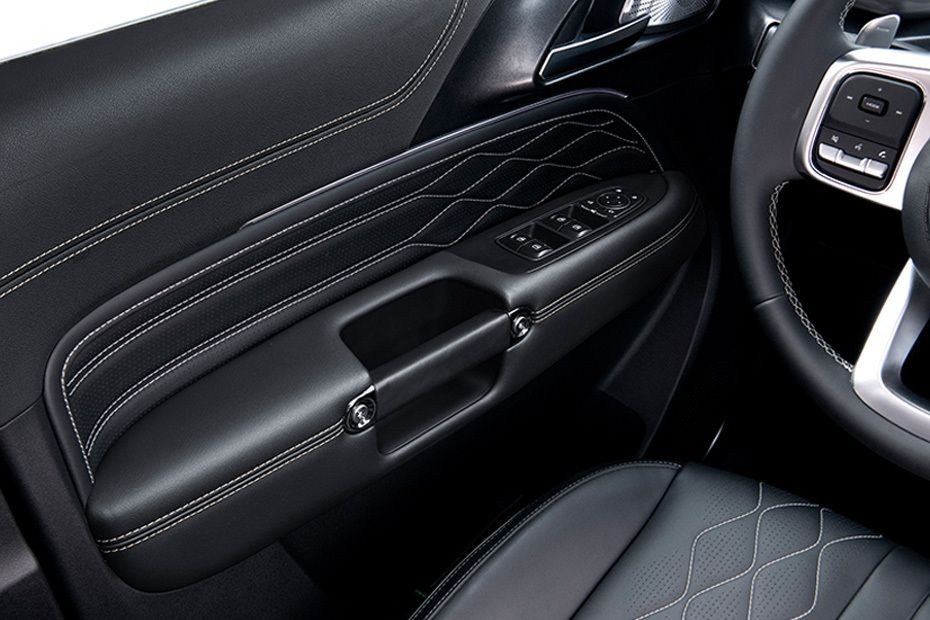 Tank 300 Drivers Side In Side Door Controls in UAE