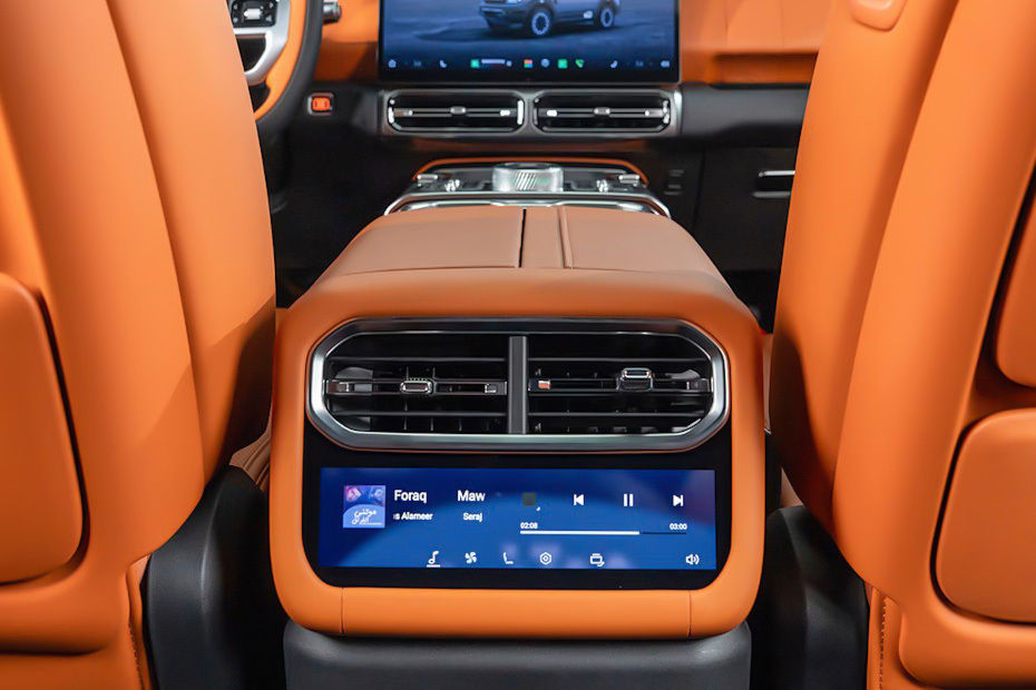 Jetour G700 2026 Images View All Interior Exterior Color Options