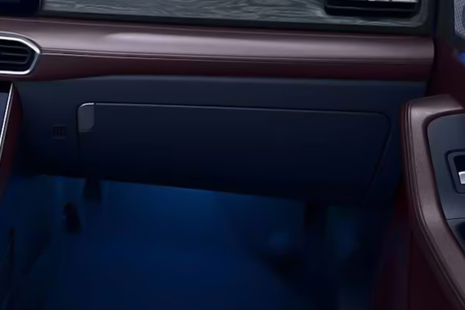 Jetour X90 Plus Glove Box in UAE