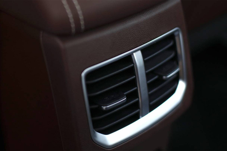 POER Rear AC Controls