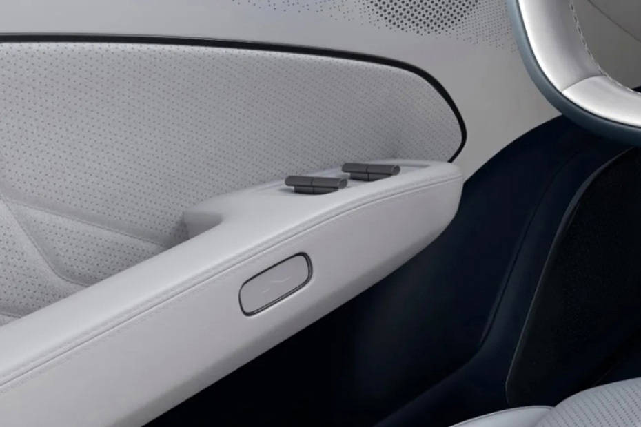 ZEEKR 007 Drivers Side In Side Door Controls ZEEKR 007 Drivers Side In Side Door Controls
