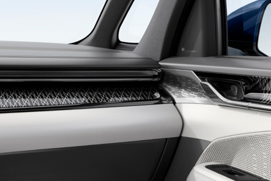 009 Front Side Ac Vents in UAE