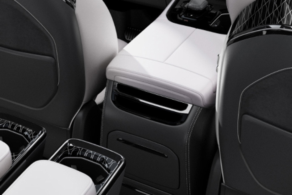 009 Rear AC Controls in UAE