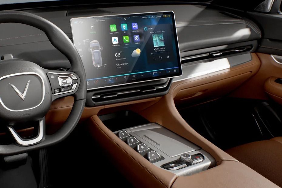 VF9 Center Console in UAE