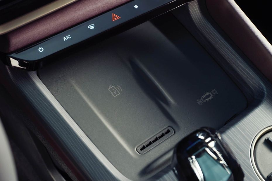 Power Accessories Outlet View of SOUEAST S09 in UAE