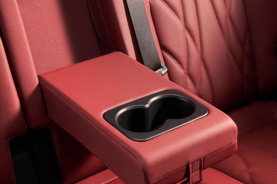 S07 Armrest Rear in UAE