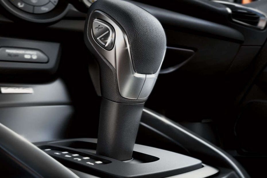 Ford Ecosport Gear Shifter in UAE