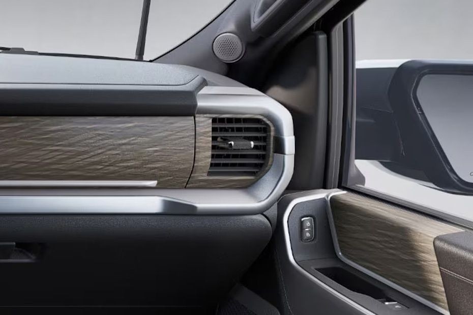 F-150 (2026) Front Side Ac Vents in UAE