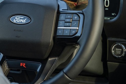 Ford F-150 (2026) Multi Function Steering