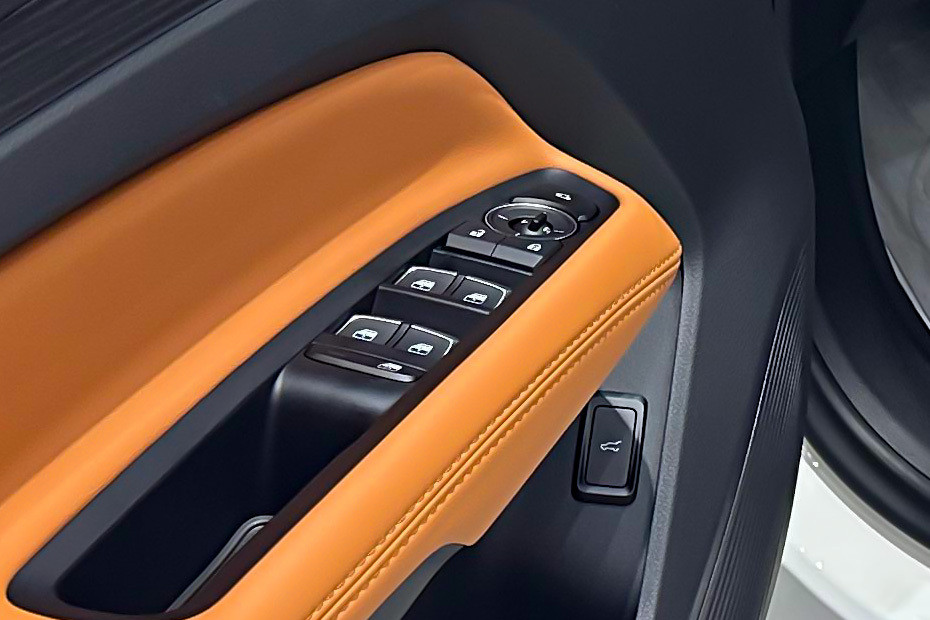 Ford Territory 2026 Drivers Side In Side Door Controls Ford Territory 2026 Drivers Side In Side Door Controls