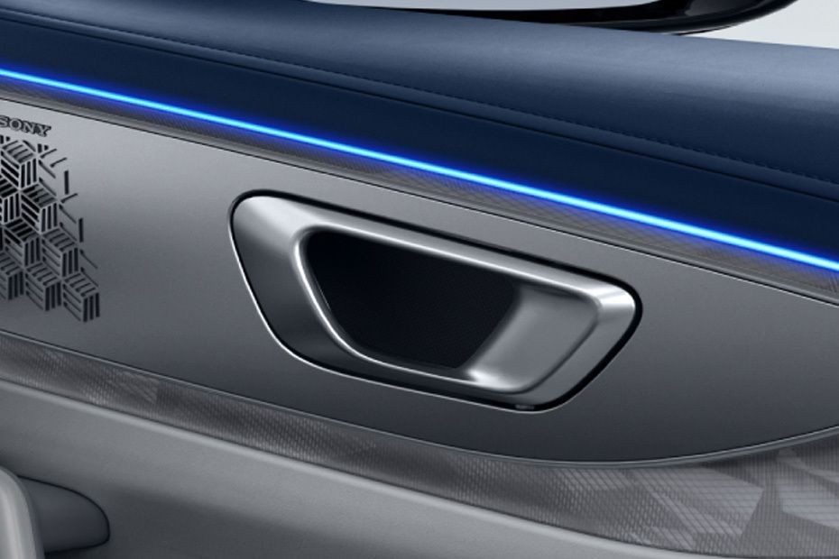 door handle interior of EXEED LXFL (2023-2024) in UAE