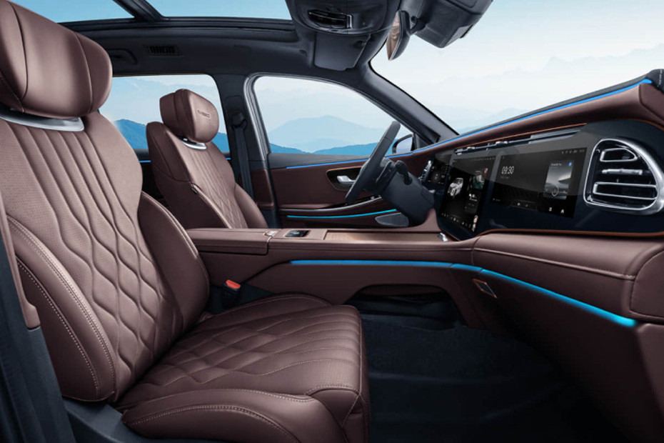 VX Front Seats in UAE