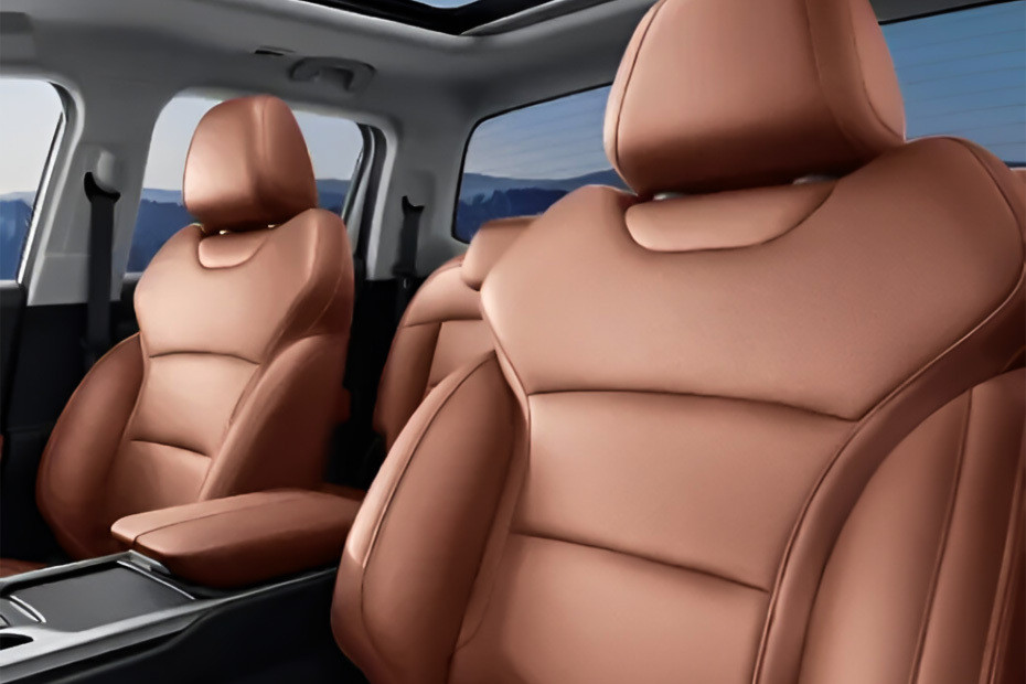 Rd6 Front Seats in UAE