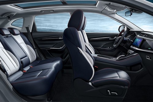 DONGFENG AX7 Front And Rear Seats Together