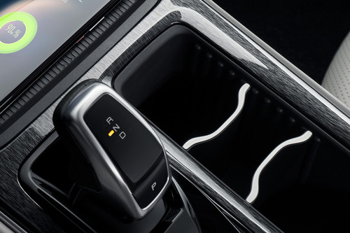 Shine Max Cup Holders