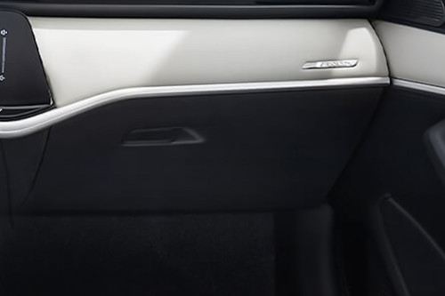 DONGFENG Shine Max Glove Box