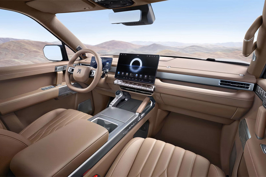 Dashboard View of Warrior M817 in UAE