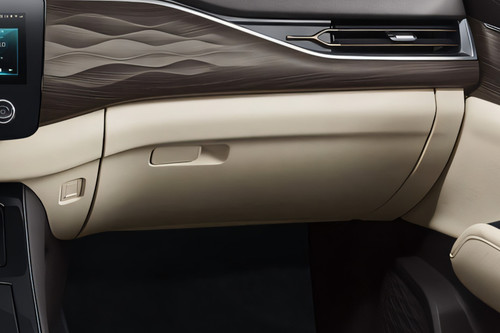 DONGFENG Rich 7 Glove Box