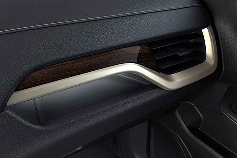 Terain Denali Front Side Ac Vents in UAE